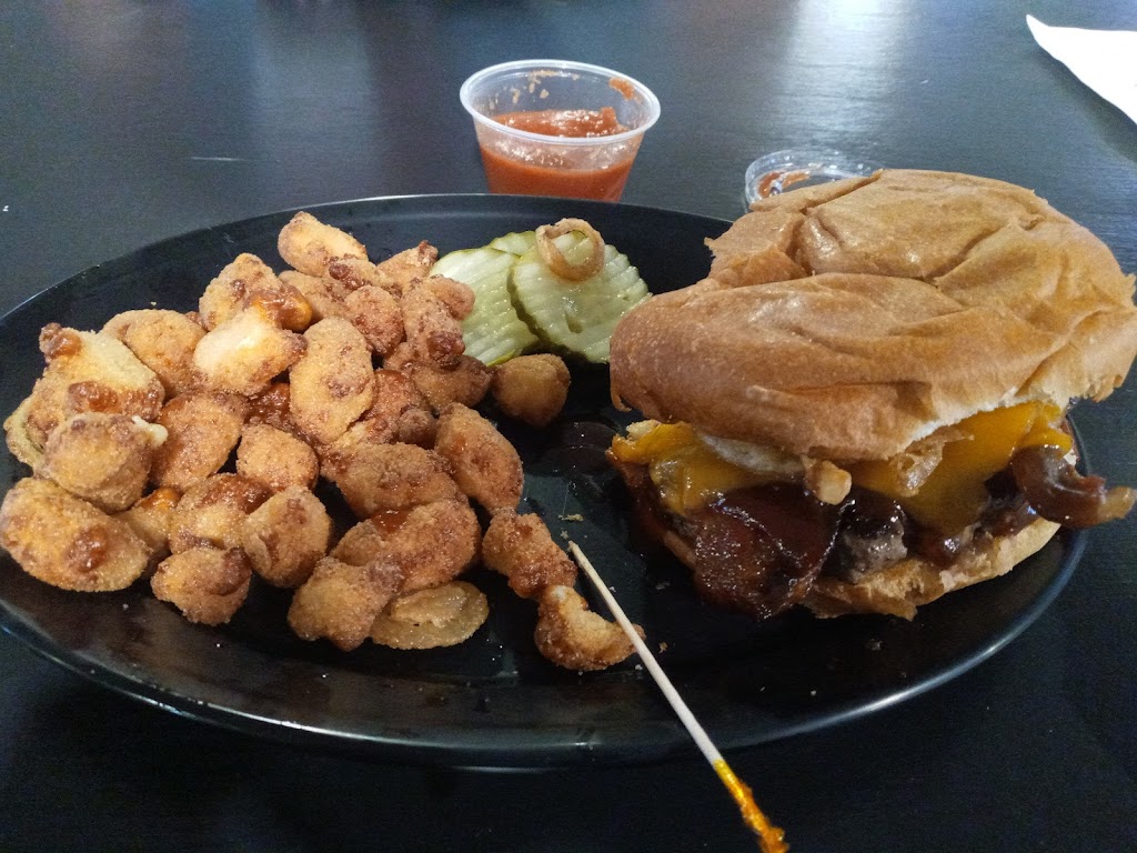 Longhorns Burger House 55354