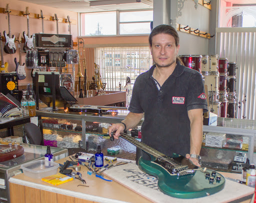 Jewelry Store «Treasure Coast Jewelers-Music», reviews and photos, 1126 21st St, Vero Beach, FL 32960, USA