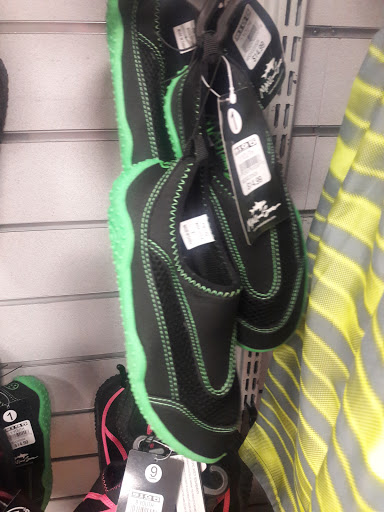 Sporting Goods Store «Big 5 Sporting Goods», reviews and photos, 2745 Pacific Coast Hwy, Torrance, CA 90505, USA