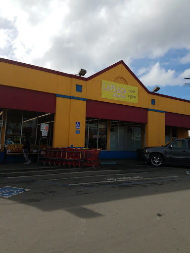 Grocery Store «La Plaza Market», reviews and photos, 515 McLaughlin Ave, San Jose, CA 95116, USA