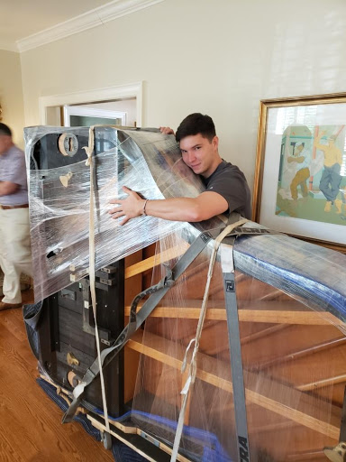 Moving and Storage Service «Two Men and a Truck», reviews and photos, 3861 US-421, Wilmington, NC 28401, USA