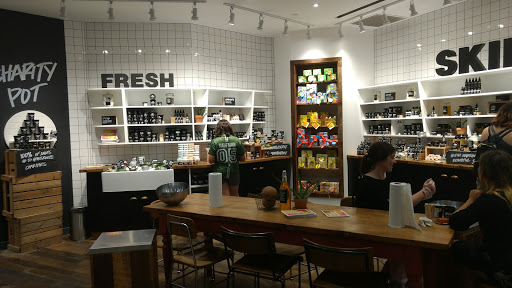Cosmetics Store «LUSH», reviews and photos, 575 Bellevue Way NE #128, Bellevue, WA 98004, USA