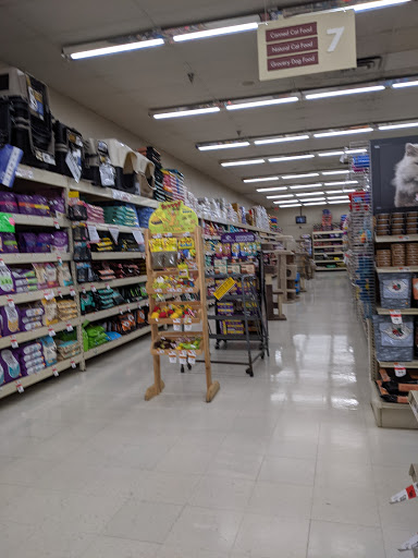 Pet Supply Store «Pet Supplies Plus», reviews and photos, 4505 S 76th St, Greenfield, WI 53220, USA