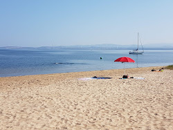 Spiaggia di Cussorgia'in fotoğrafı geniş bir kıyı şeridi ile birlikte