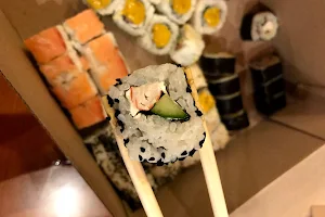 Sushi 24 image