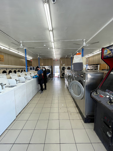 Laundromat «Southport Coin Laundry-Cleaner», reviews and photos, 1063 SE 17th St, Fort Lauderdale, FL 33316, USA