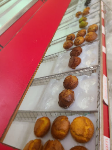 Donut Shop «Pop Donuts», reviews and photos, 297 Andover St, Lawrence, MA 01843, USA