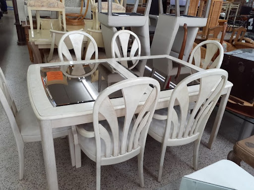 Thrift Store «Community Family Thrift Store», reviews and photos, 901 E 10th Ave, Hialeah, FL 33010, USA