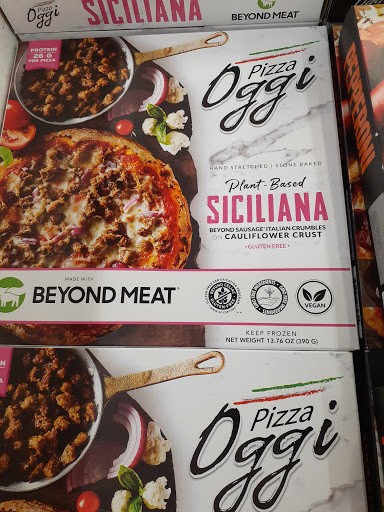 Grocery Store «Grocery Outlet Bargain Market», reviews and photos, 16261 US-101 #17, Brookings, OR 97415, USA