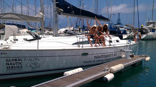 NAUTISPORT. Alquiler de Velero y Turismo Náutico en Las Palmas de Gran Canaria.