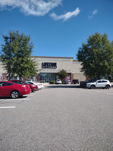 Shopping Mall «Plantation Point Shopping Center», reviews and photos, 6461 Plantation Center Dr, Raleigh, NC 27616, USA