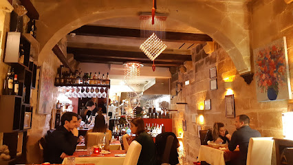 Papannis Restaurant - 55 Strait St, Valletta, Malta
