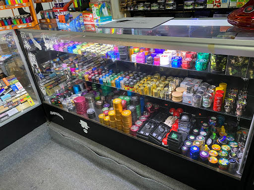 Tobacco Shop «Peace Pipe Smoke Shop», reviews and photos, 3282 El Camino Real, Santa Clara, CA 95051, USA