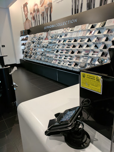 Cosmetics Store «SEPHORA», reviews and photos, 4766 Admiralty Way C1-3, Marina Del Ray, CA 90202, USA