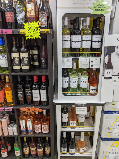 Liquor Store «Tiverton Liquor Store», reviews and photos, 65 Main Rd, Tiverton, RI 02878, USA