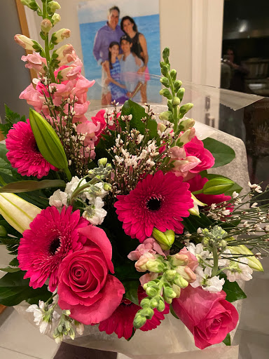 Florist «The Flower Basket», reviews and photos, 399 Manville Rd, Pleasantville, NY 10570, USA