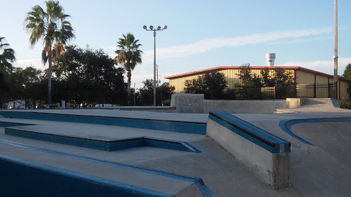 Park «Stirling Skate Park», reviews and photos, 550 Laura Ln, Dunedin, FL 34698, USA