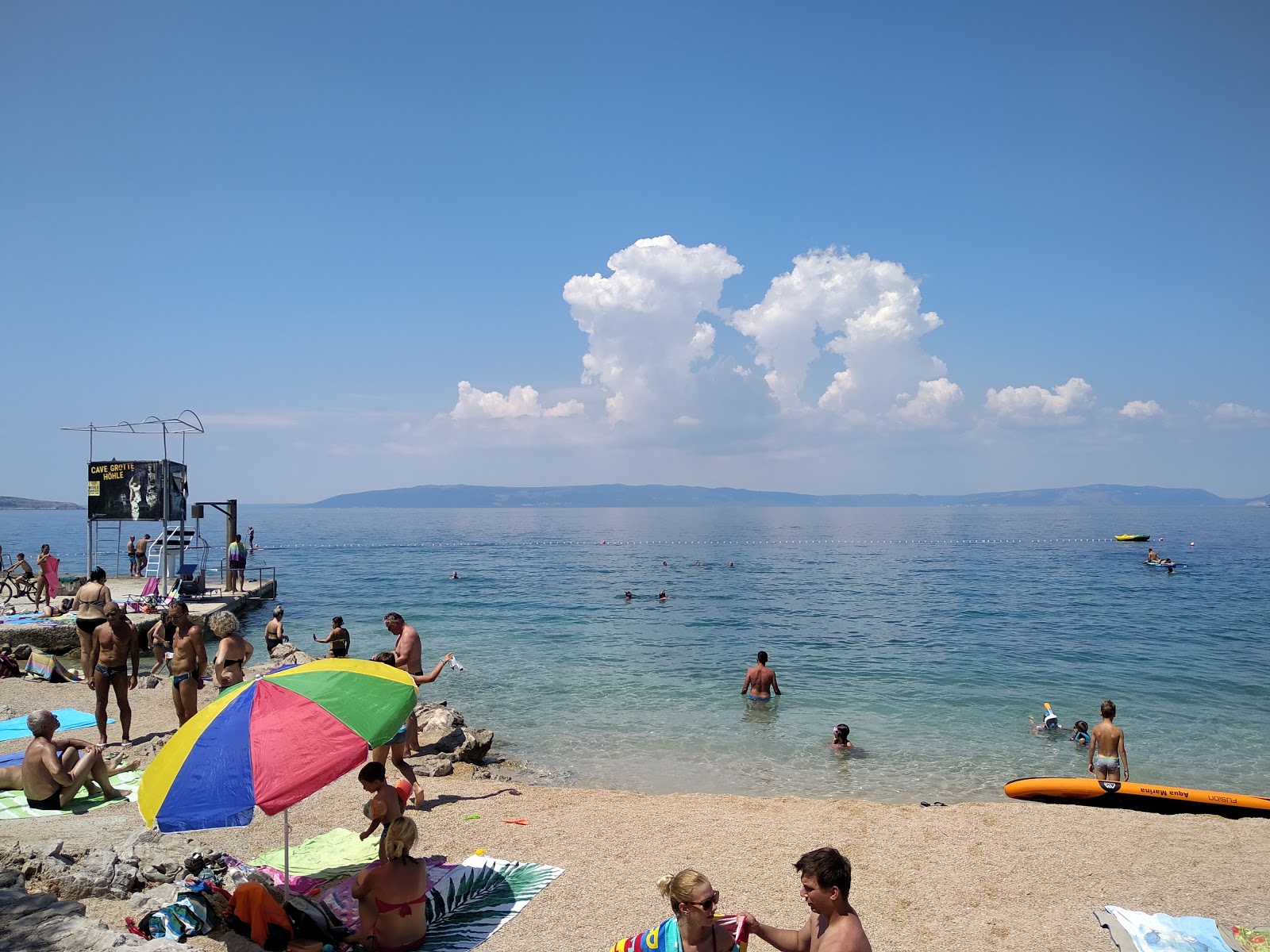 Kovacine beach'in fotoğrafı - tatil için iyi evcil hayvan dostu nokta