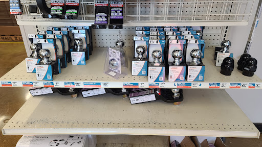 Truck Rental Agency «U-Haul Moving & Storage of Lubbock», reviews and photos, 1613 34th St, Lubbock, TX 79411, USA