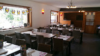 Atmosphère du Restaurant Le Domaine du Faux Rieux à Ferrière-la-Grande - n°12
