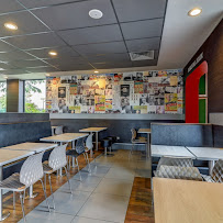 Atmosphère du Restaurant KFC Mâcon Sud à Mâcon - n°1