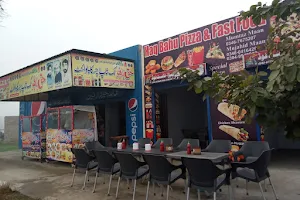 حق باهو پیزا اینڈ فاسٹ فوڈ Haq Baho Pizza & Fast Food image