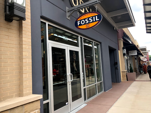 Watch Store «Fossil Outlet Store», reviews and photos, 18521 Outlet Blvd #725, Chesterfield, MO 63005, USA