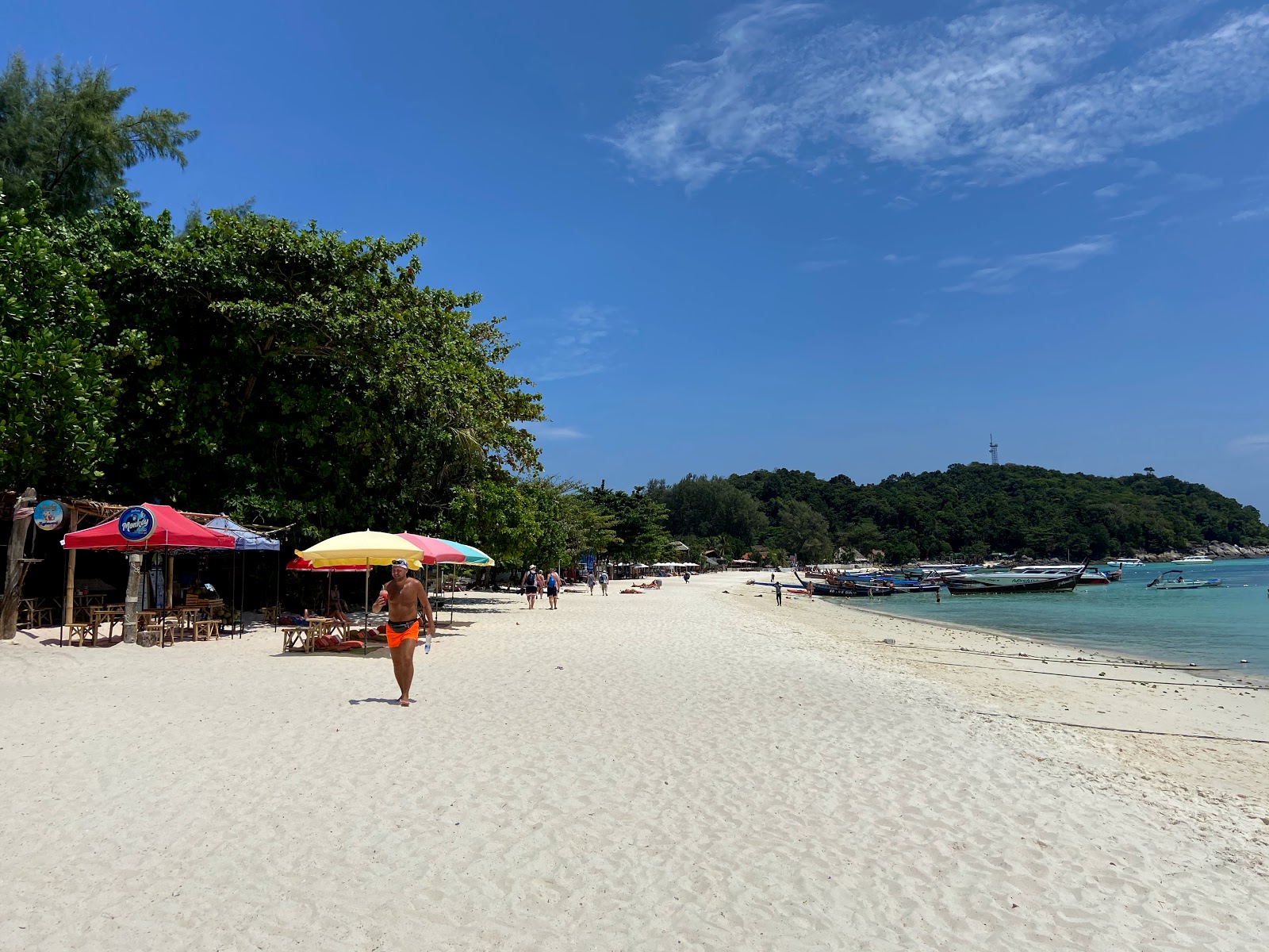 Valokuva Pattaya Beach Ko Lipeista. ja asutus