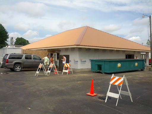 Bar «Orchard Inn Tavern», reviews and photos, 800 N 3rd St, Effingham, IL 62401, USA