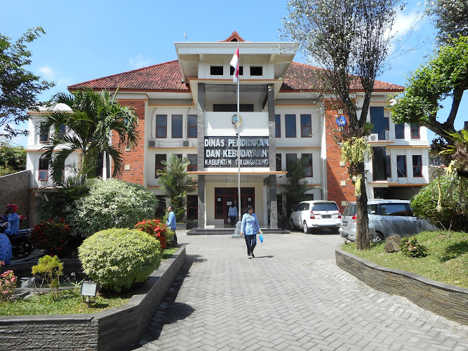 Institusi Pendidikan di Kabupaten Tulungagung: Menelusuri Jumlah Tempat Tempat Menarik