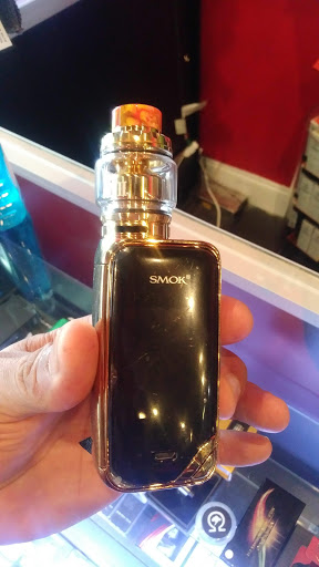Vaporizer Store «ISmoke East Orlando - Vape & Smoke Shop», reviews and photos, 114 S Semoran Blvd #2, Winter Park, FL 32792, USA