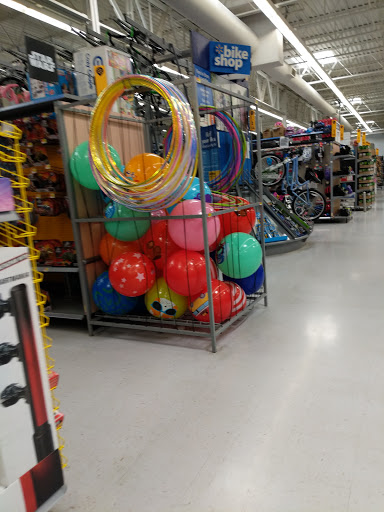 Department Store «Walmart Supercenter», reviews and photos, 2001 W Maple Rd, Troy, MI 48084, USA