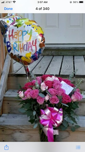 Florist «City Enchanted Gardens Florist», reviews and photos, 2246 W Taylor St, Chicago, IL 60612, USA