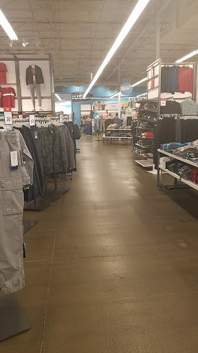 Clothing Store «Old Navy», reviews and photos, 3581 N Freeway Blvd, Sacramento, CA 95834, USA