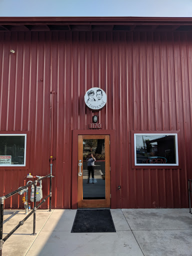 Bar «b² Taphouse», reviews and photos, 4336 Commercial St SE #150, Salem, OR 97302, USA