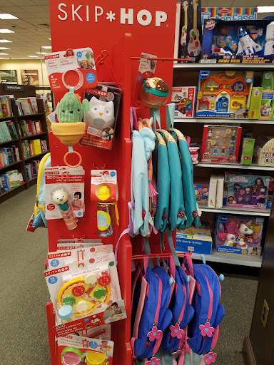 Book Store «Barnes & Noble», reviews and photos, 17111 Haggerty Rd, Northville, MI 48168, USA