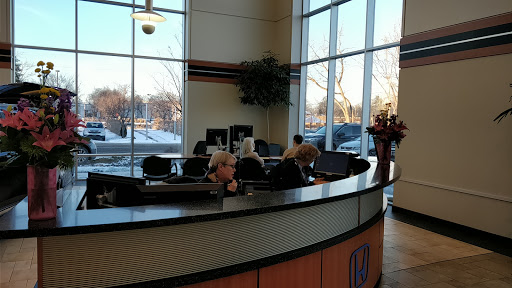 Honda Dealer «Luther Hopkins Honda», reviews and photos, 250 5th Ave S, Hopkins, MN 55343, USA