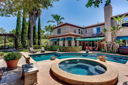 Living In Orange County Real Estate Team image