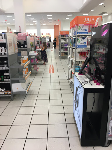 Hair Salon «Ulta Beauty», reviews and photos, 7777 Edinger Ave #130, Huntington Beach, CA 92647, USA