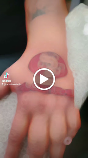 Explore small hawaii tattoo ideas, creative tattoo ideas in Garden Grove, available at Dr. Tattoo Studio