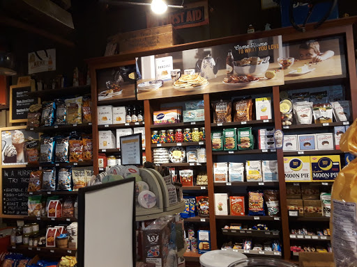 American Restaurant «Cracker Barrel Old Country Store», reviews and photos, 45525 N Interstate 94 Service Dr, Belleville, MI 48111, USA