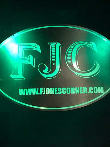 Bar & Grill «F. Jones Corner», reviews and photos, 303 N Farish St, Jackson, MS 39202, USA