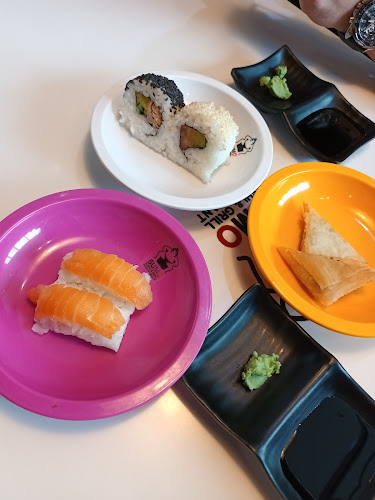 Running sushi Sumo - Restaurace