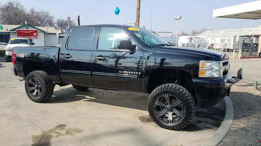 Used Car Dealer «Dollar Bill Auto Sales», reviews and photos, 1234 E Center Ave, Visalia, CA 93292, USA