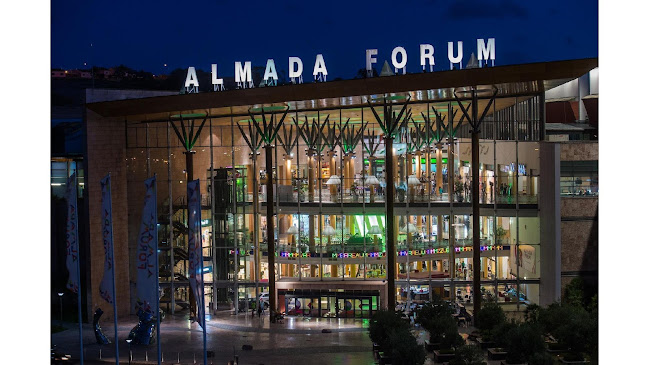 Avaliações doAlmada Forum em Almada - Loja