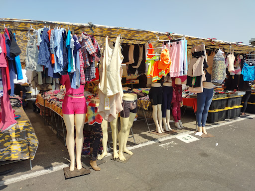 Cherry Avenue Auction image