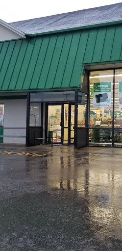 Pet Supply Store «Pet Supplies Plus», reviews and photos, 625 Southern Artery, Quincy, MA 02169, USA