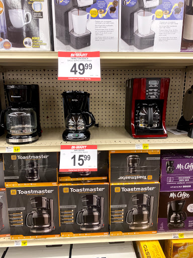 Department Store «Bi-Mart», reviews and photos, 1680 W 18th Ave, Eugene, OR 97402, USA