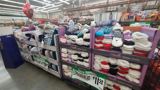 Supermarket «WinCo Foods», reviews and photos, 3400 E South St, Lakewood, CA 90805, USA