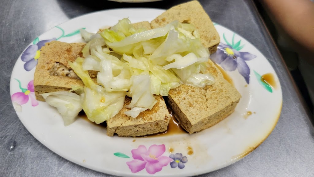 大骨控 臭豆腐 花枝炒麵 的照片